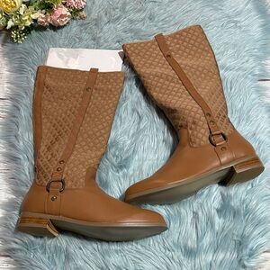 Twiggy London Tan Quilted Riding Boots NEW SZ 10
